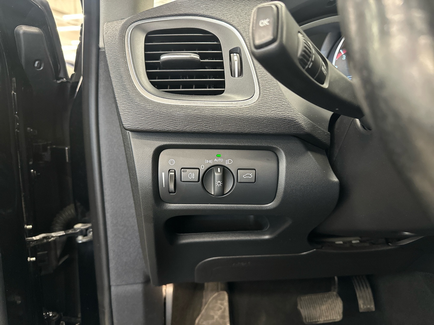 VOLVO V40 Cross Country 2015