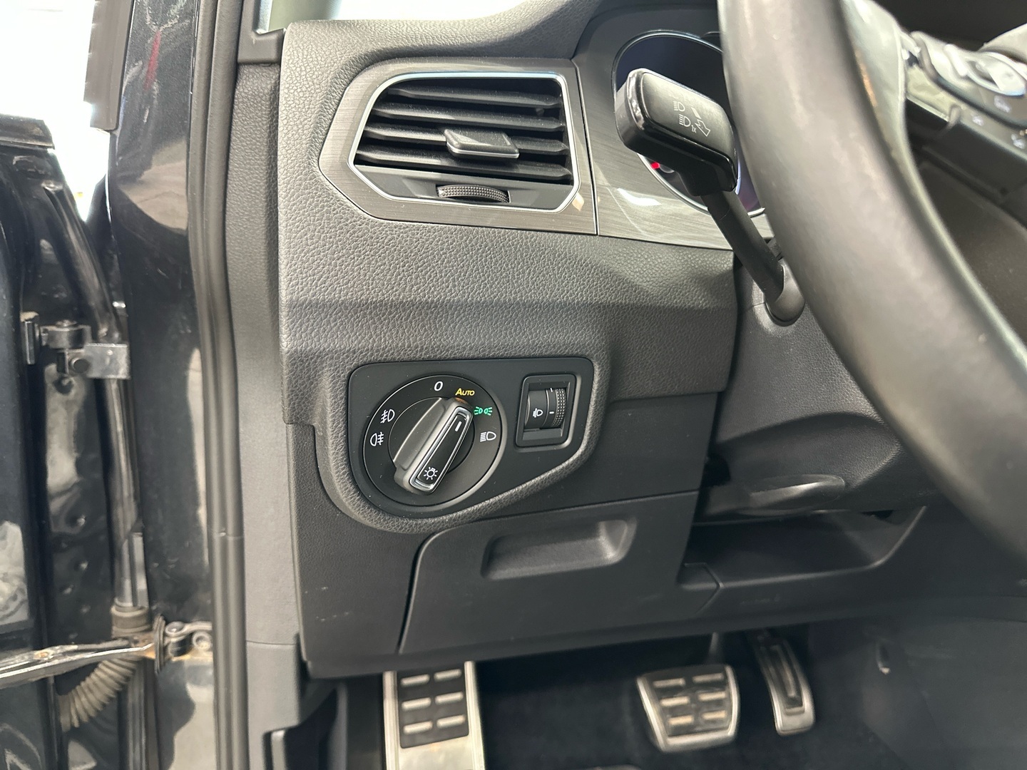 VOLKSWAGEN Golf Sportsvan 2016