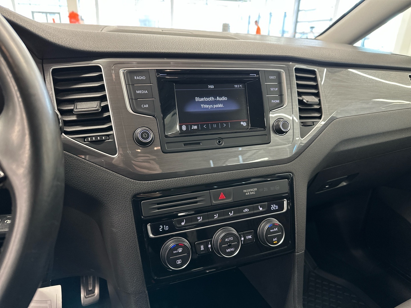 VOLKSWAGEN Golf Sportsvan 2016