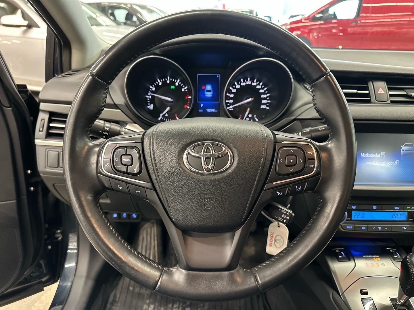 TOYOTA Avensis 2016