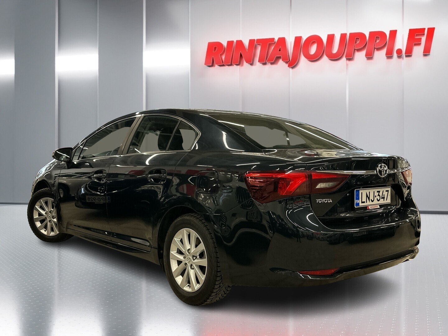 TOYOTA Avensis 2016