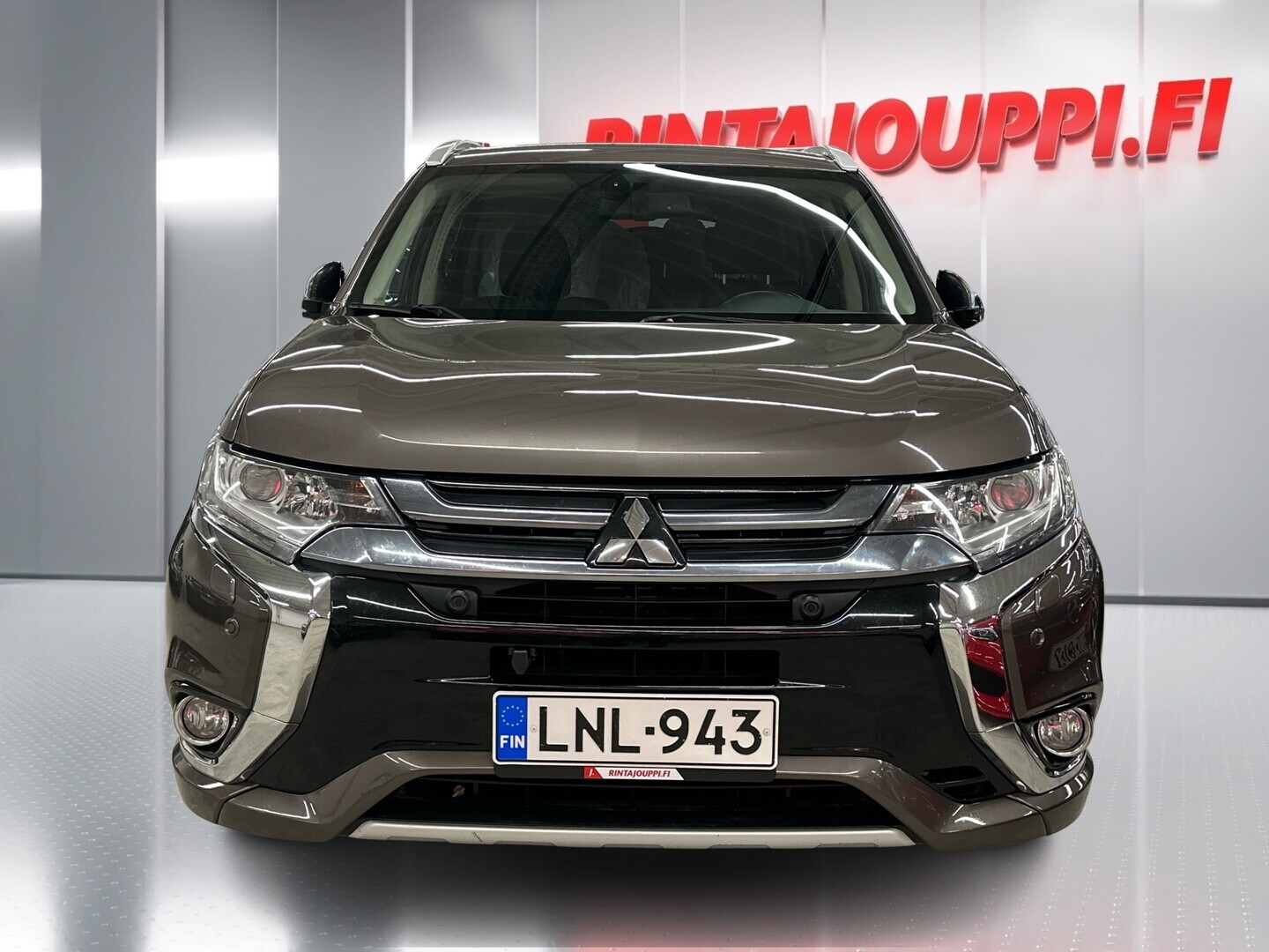 MITSUBISHI Outlander PHEV 2016