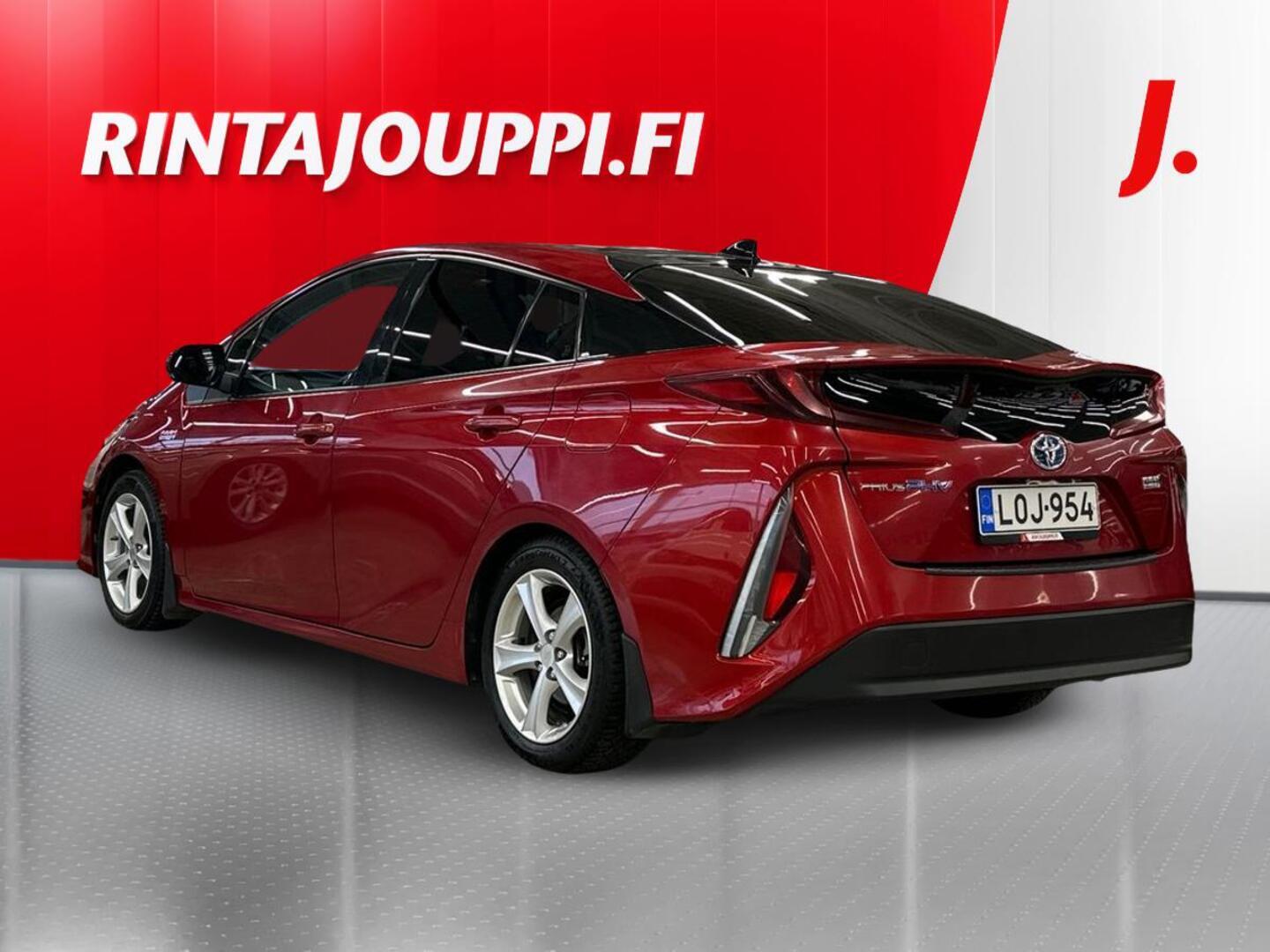 TOYOTA Prius Plug-in 2
