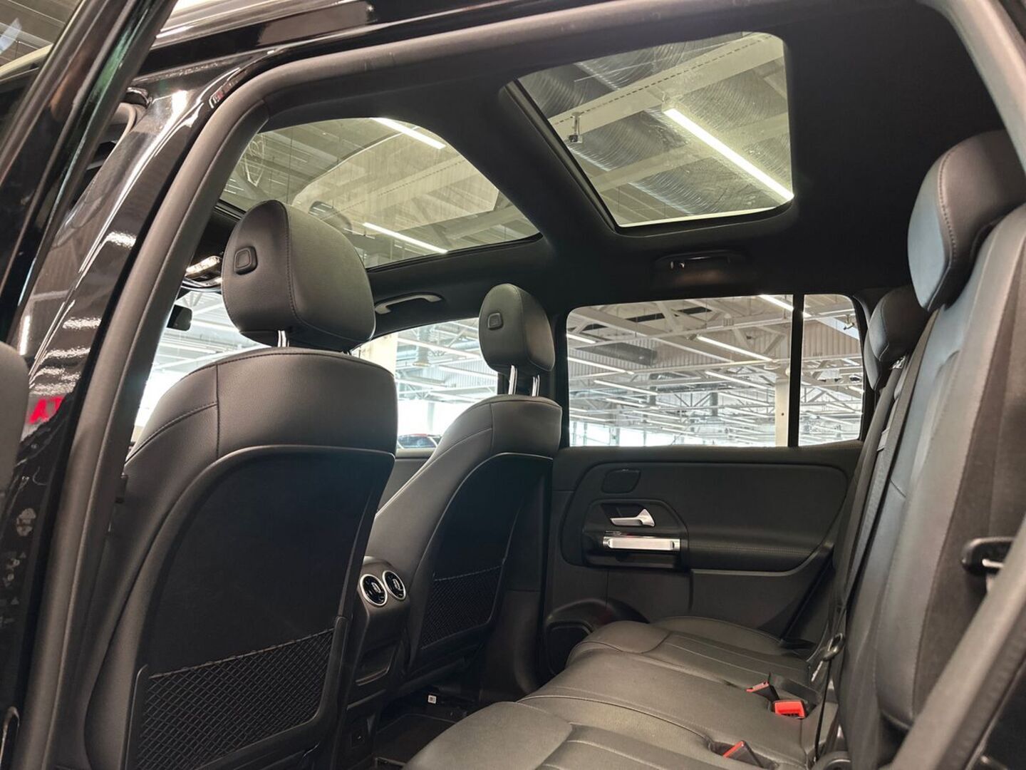 MERCEDES-BENZ EQB 2022