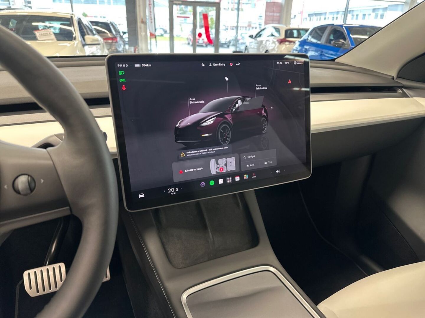 TESLA Model Y 2023