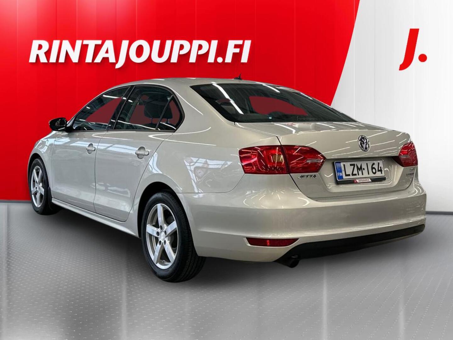 VOLKSWAGEN Jetta 2011