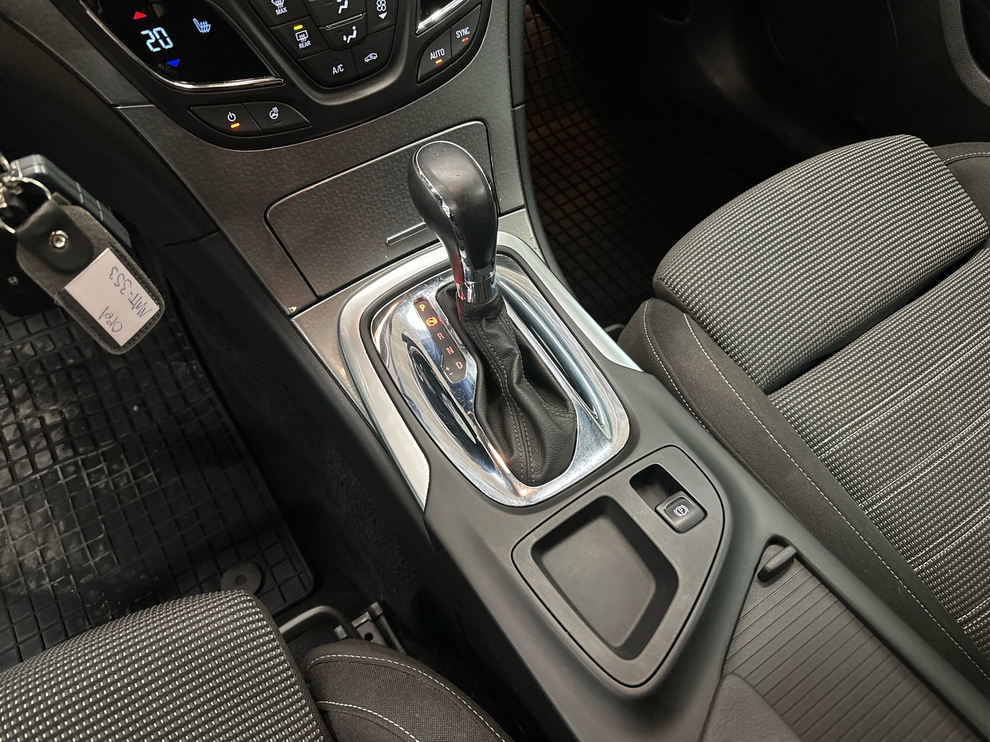 OPEL Insignia 2016
