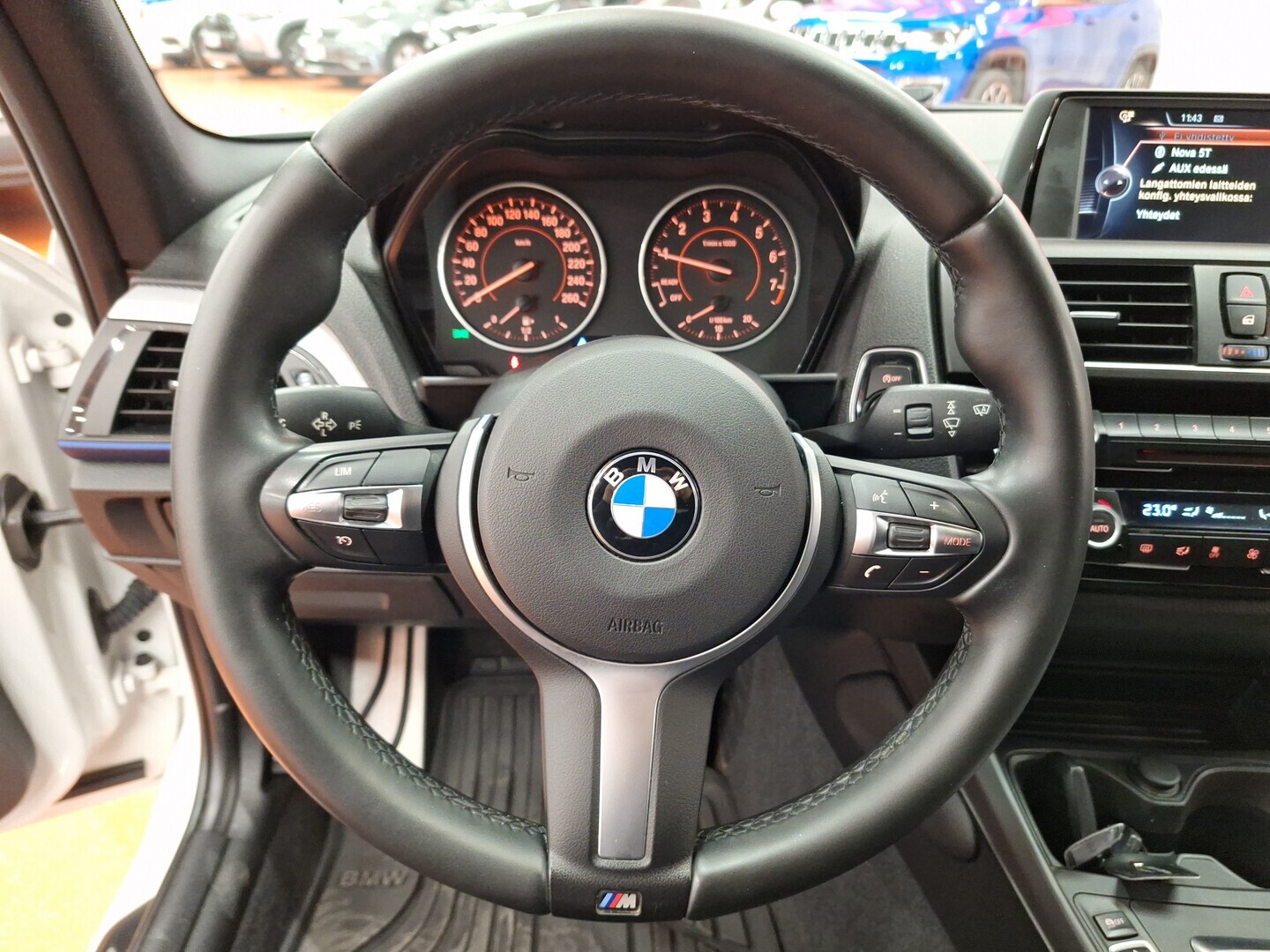 BMW 118 2017