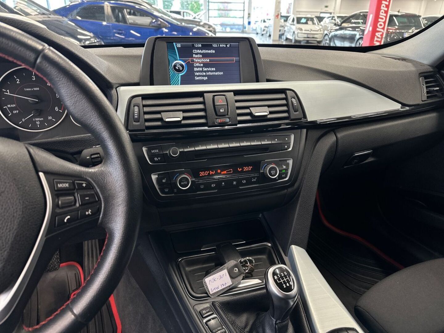 BMW 320 2014