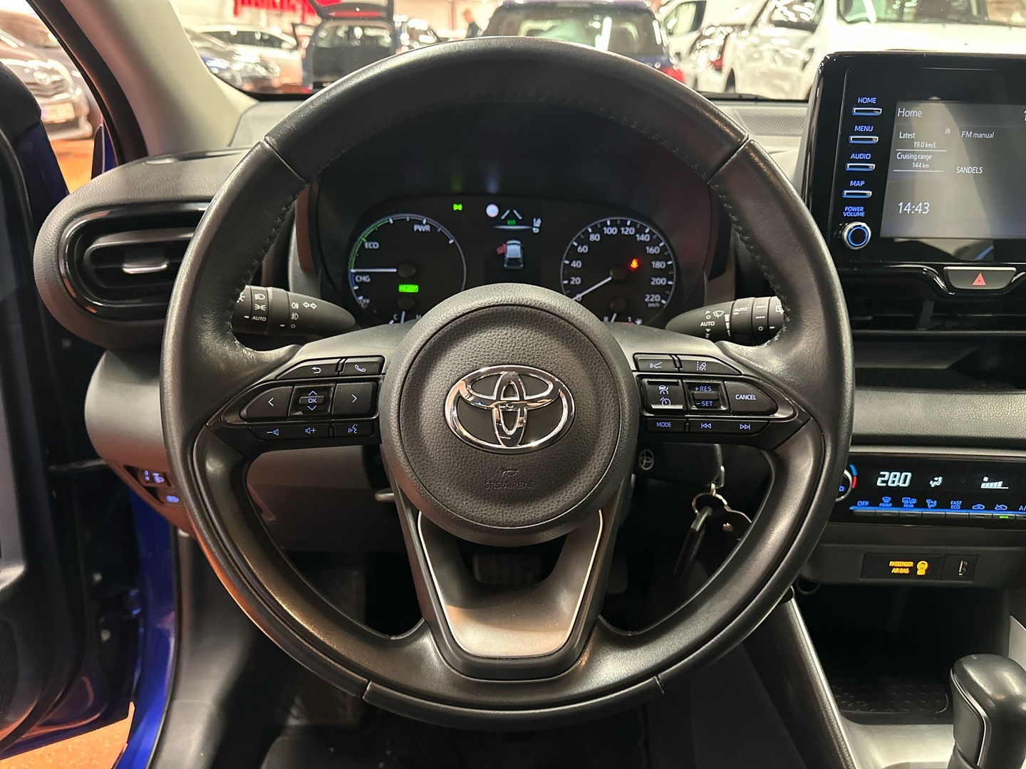 TOYOTA Yaris 2022