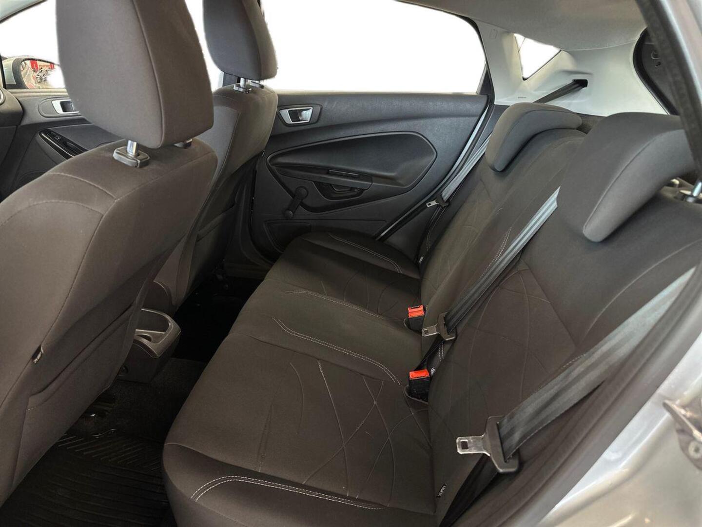 FORD Fiesta 2016