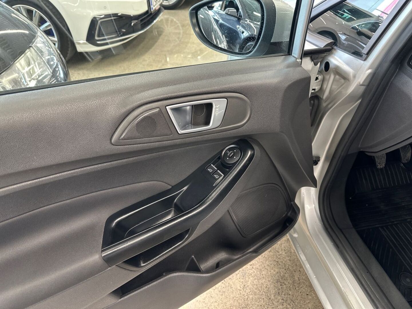 FORD Fiesta 2016