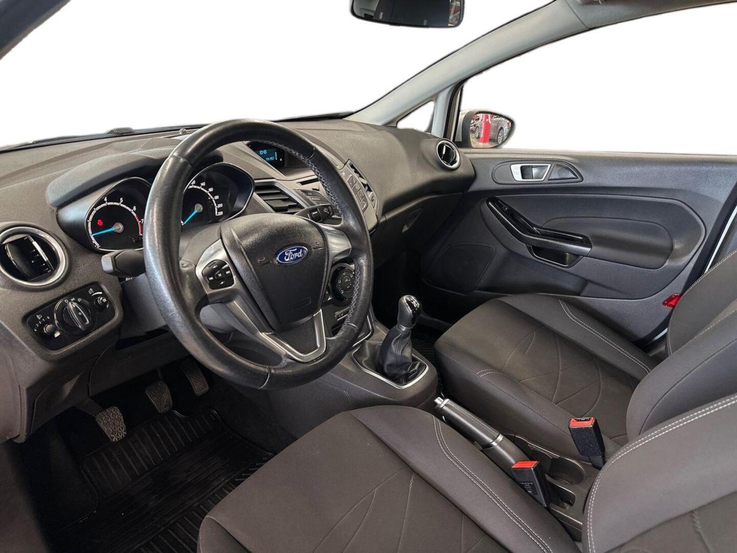 FORD Fiesta 2016