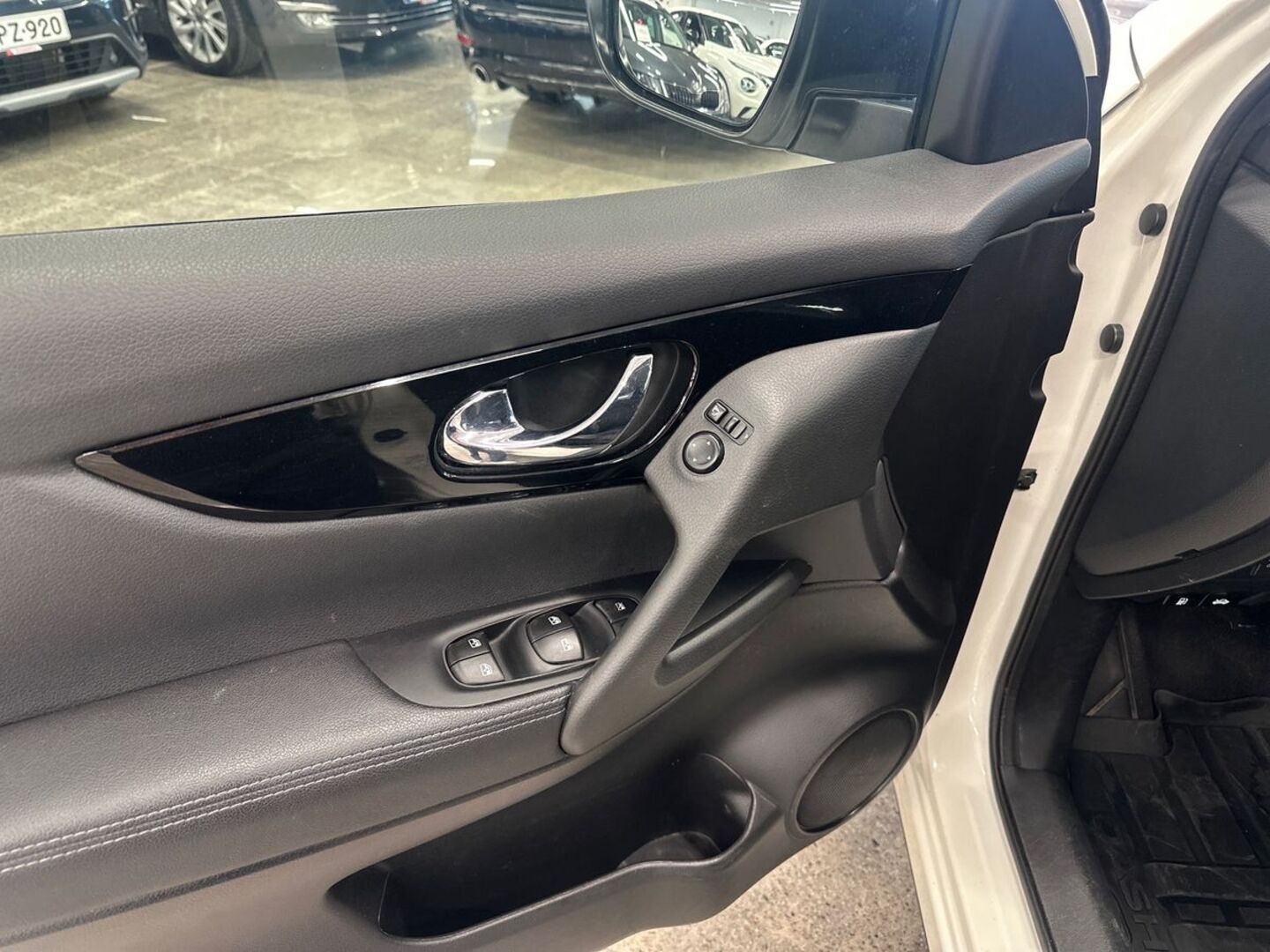 NISSAN Qashqai 2020