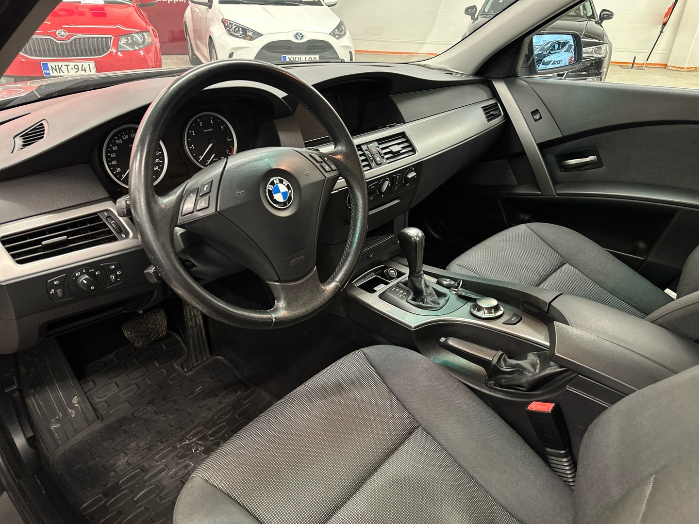 BMW 525 2004