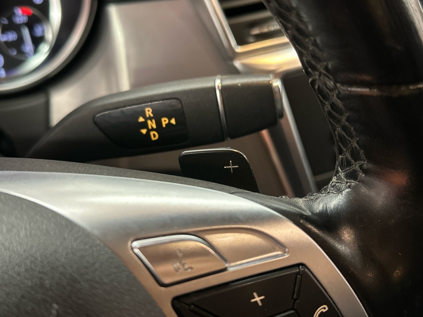 MERCEDES-BENZ ML 2011