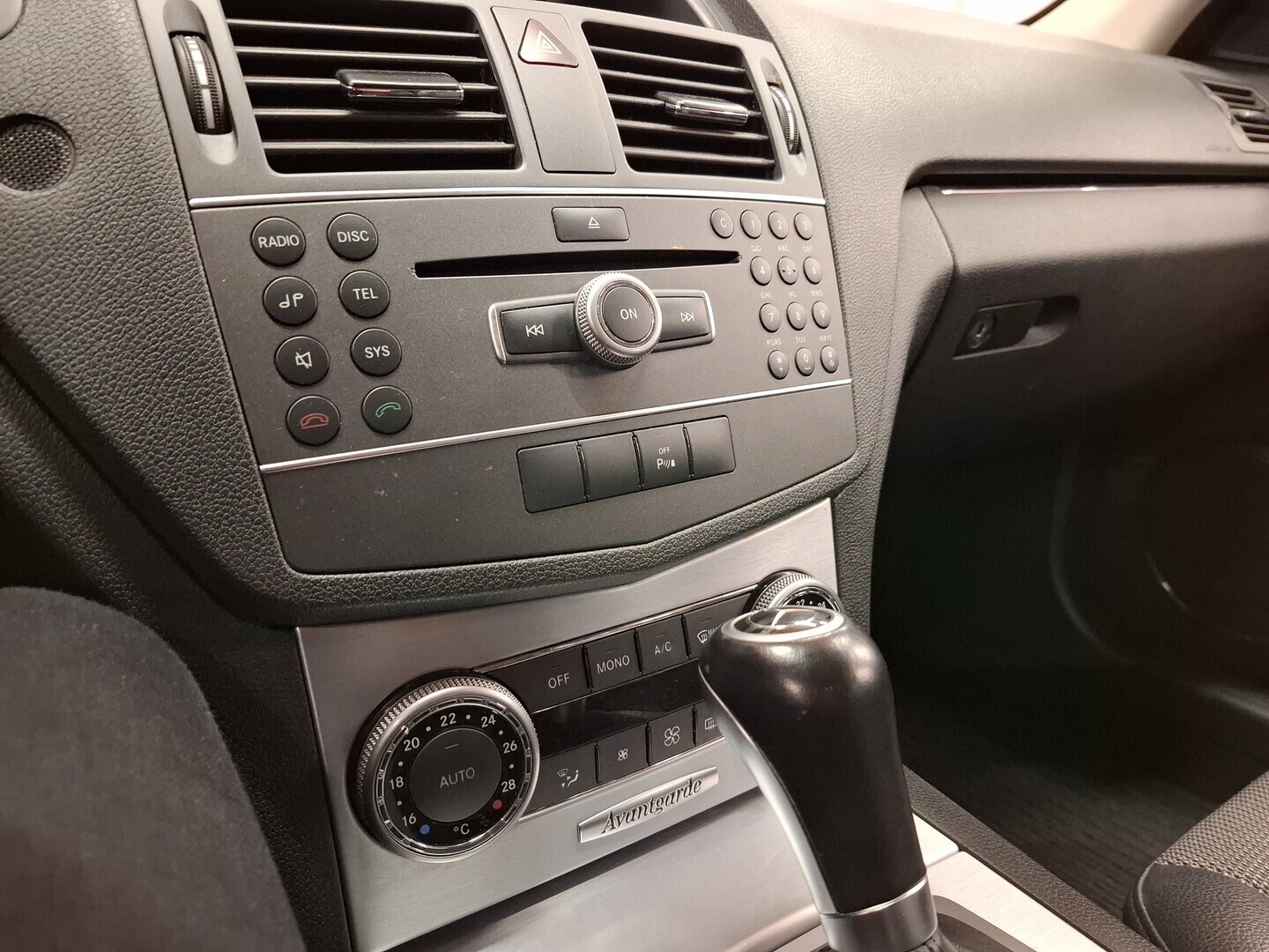 MERCEDES-BENZ C 2010