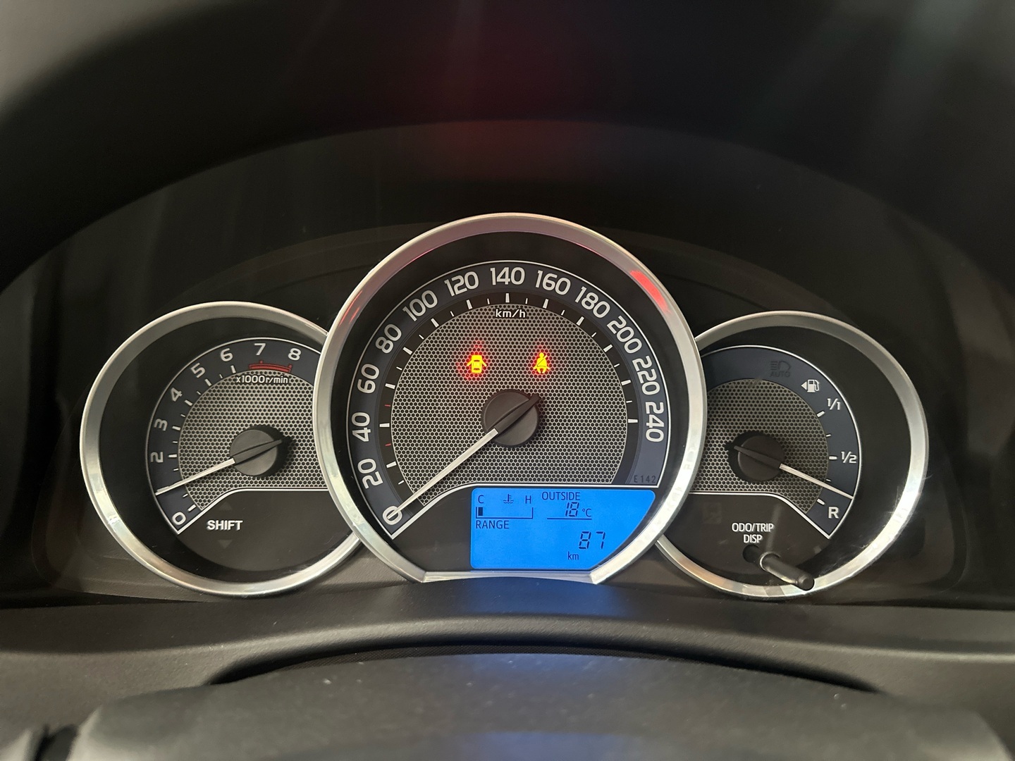 TOYOTA Auris 2014