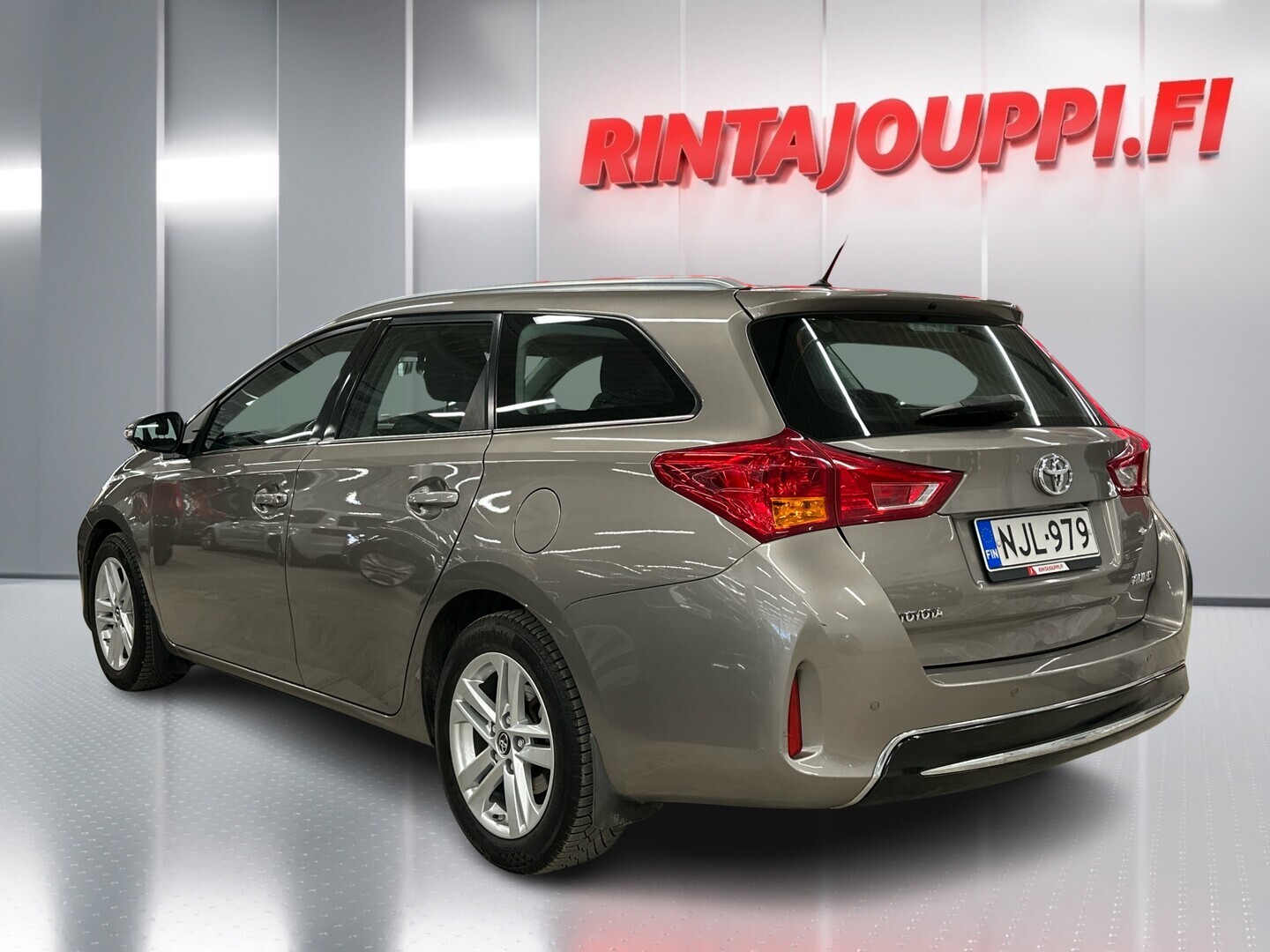TOYOTA Auris 2014