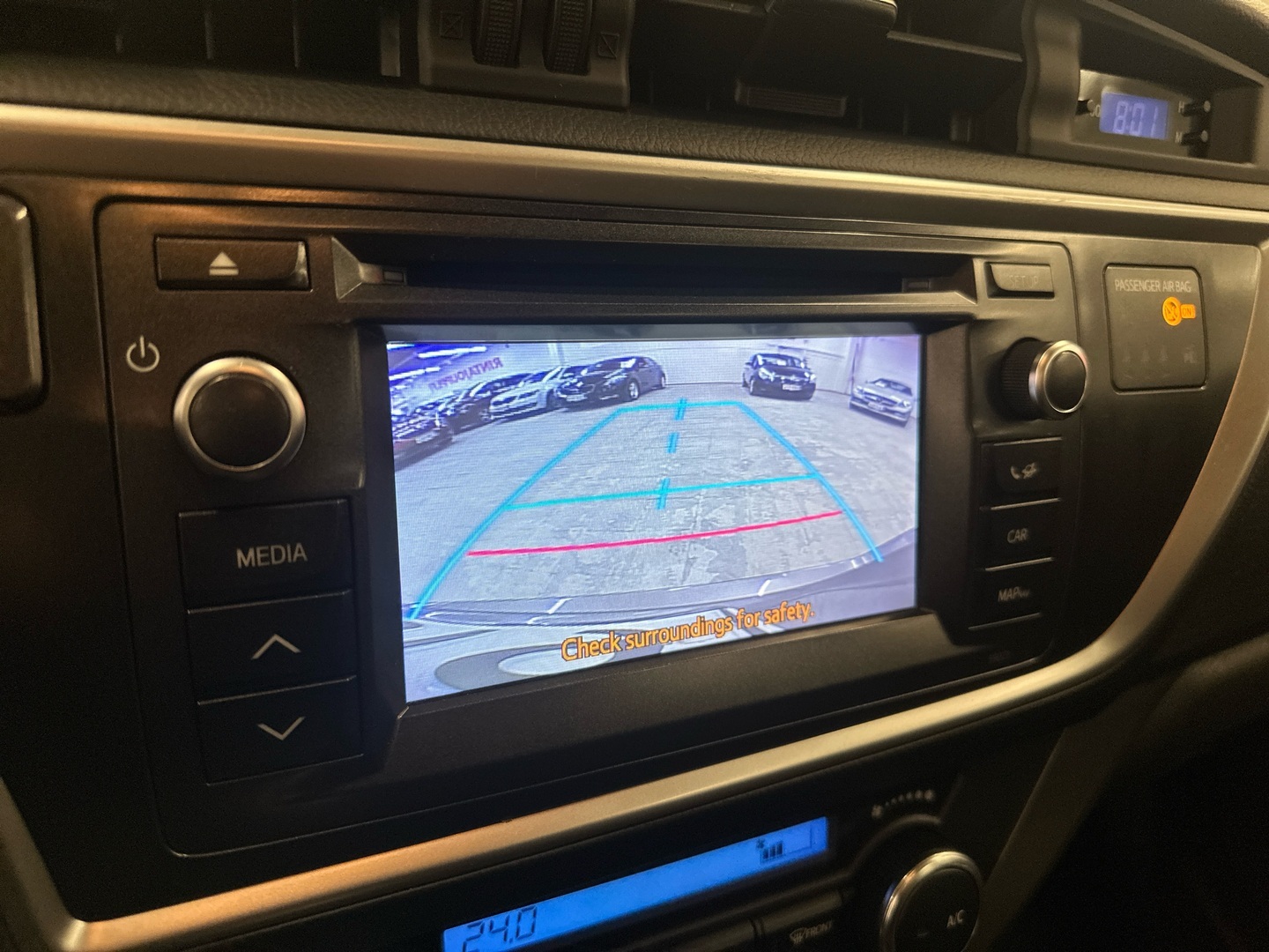 TOYOTA Auris 2014
