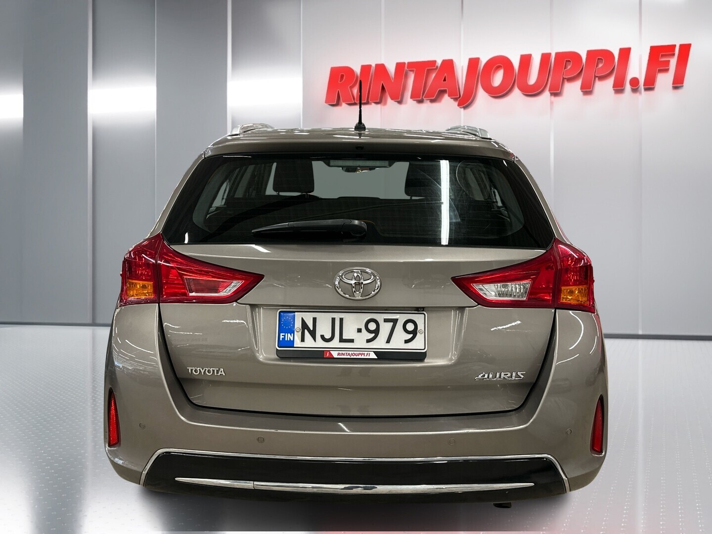 TOYOTA Auris 2014