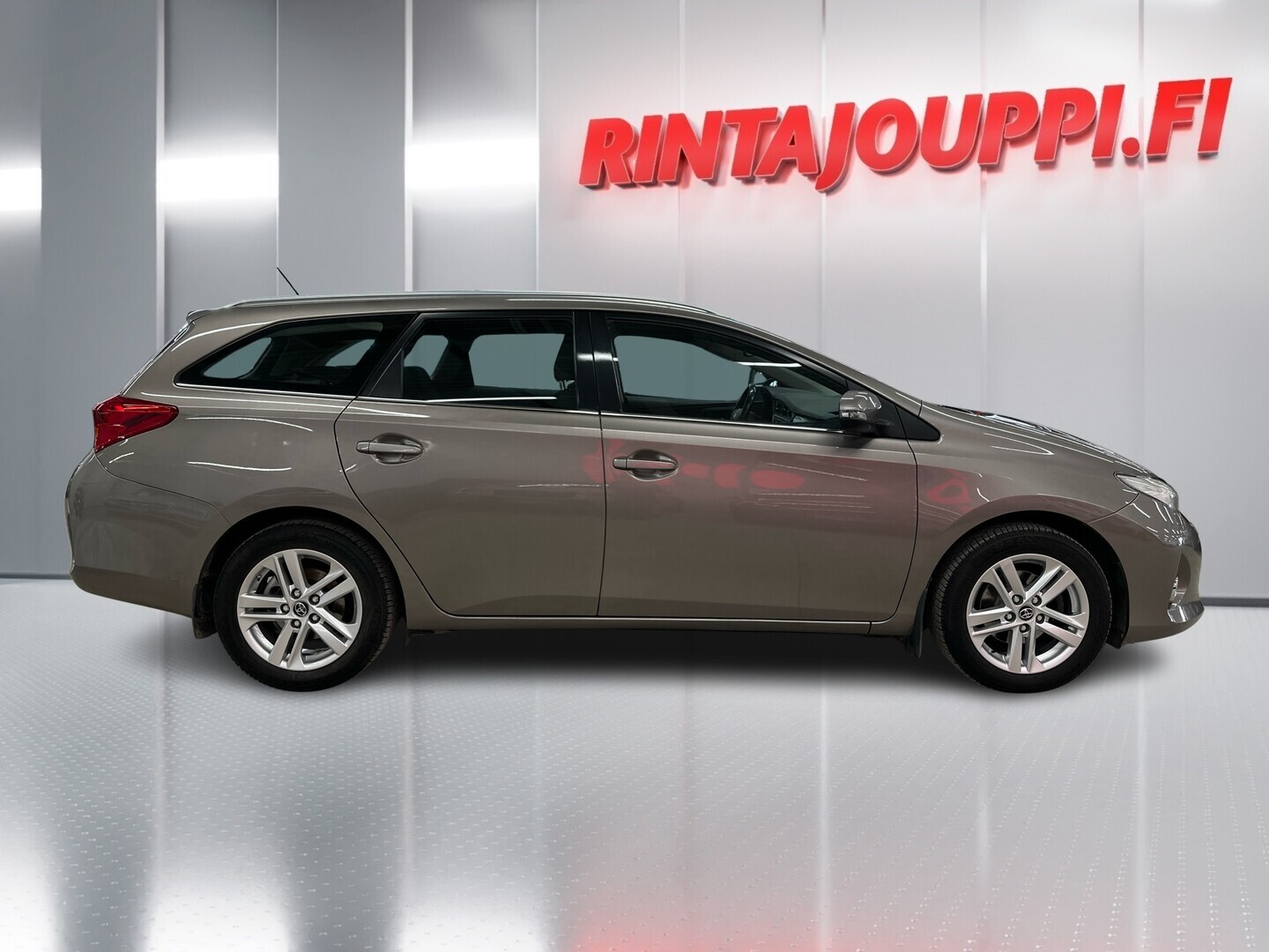 TOYOTA Auris 2014