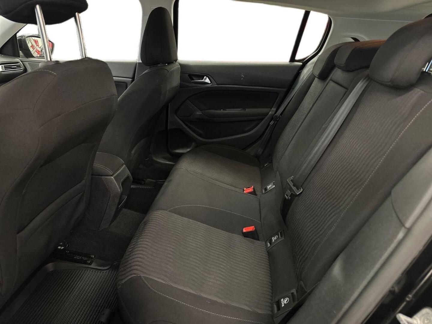 PEUGEOT 308 2013