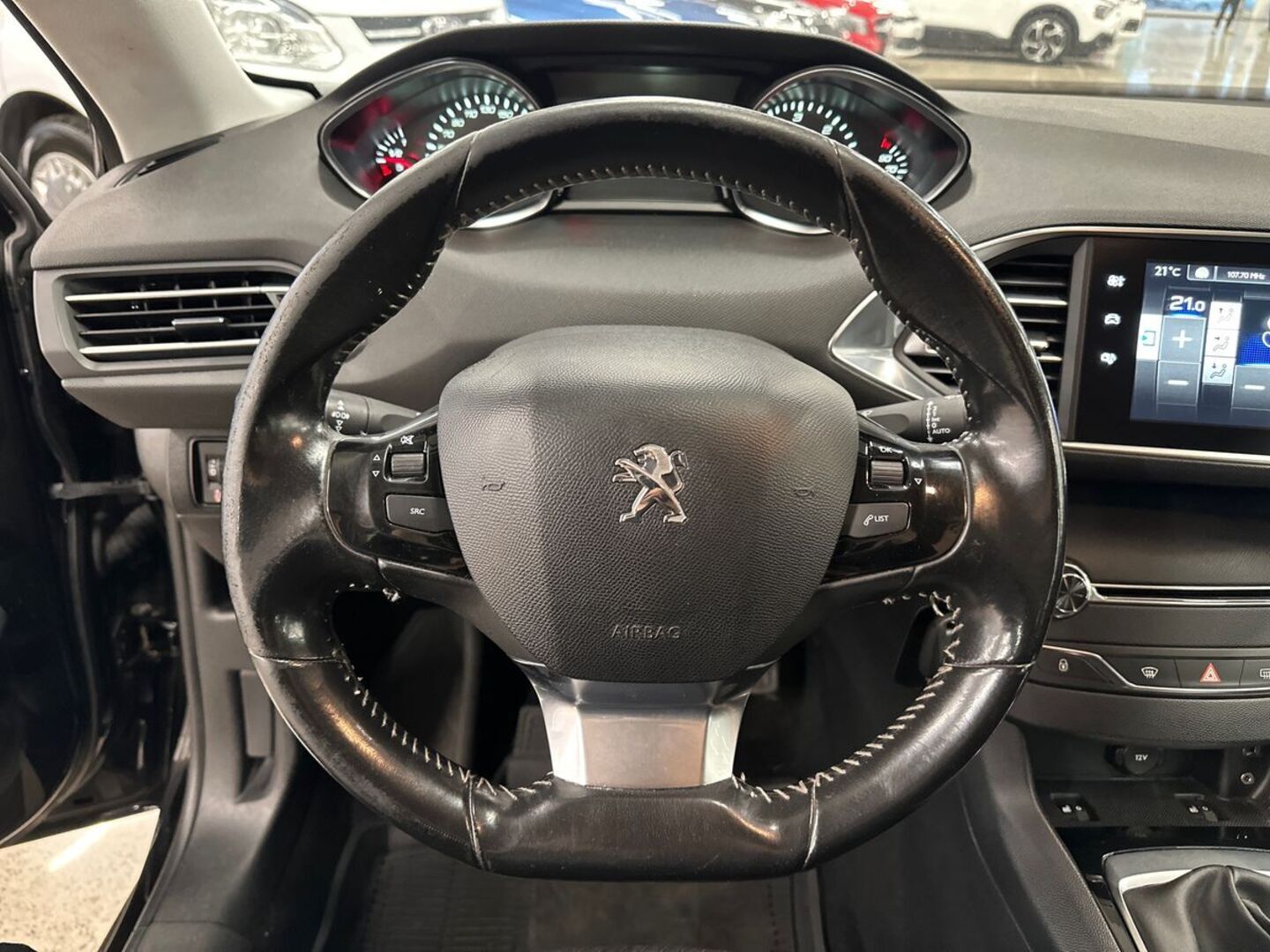 PEUGEOT 308 2013