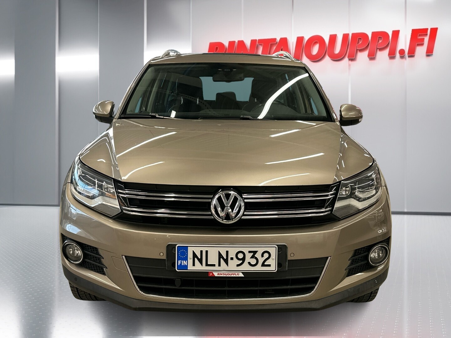 VOLKSWAGEN Tiguan 2012
