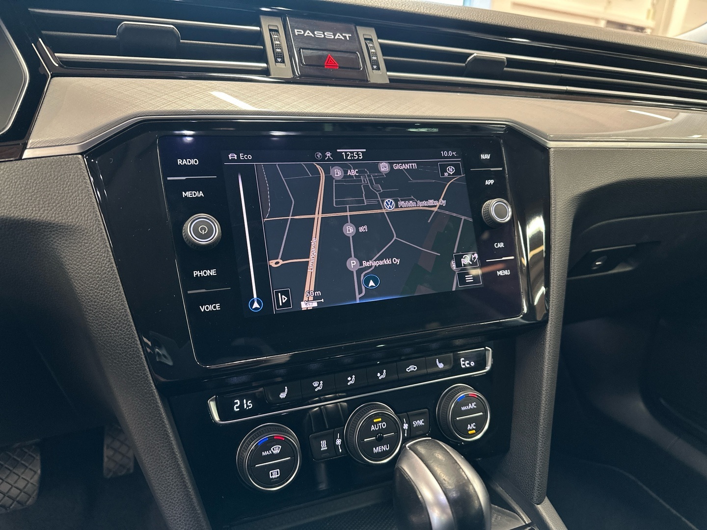 VOLKSWAGEN Passat 2020