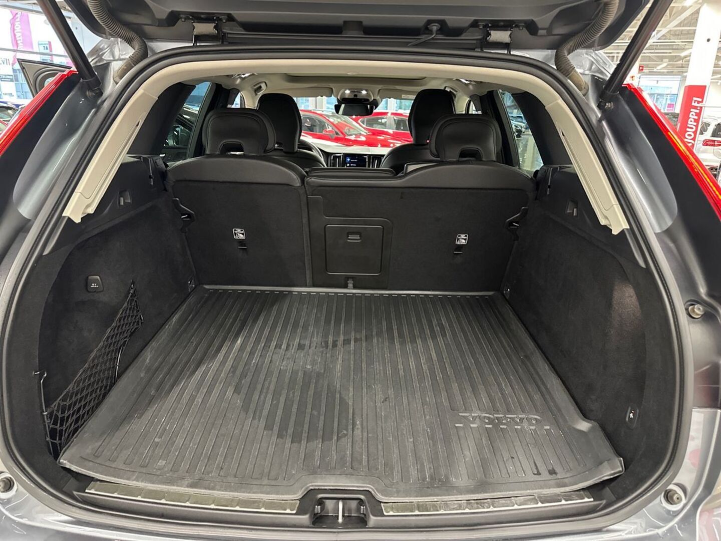 VOLVO XC60 2020