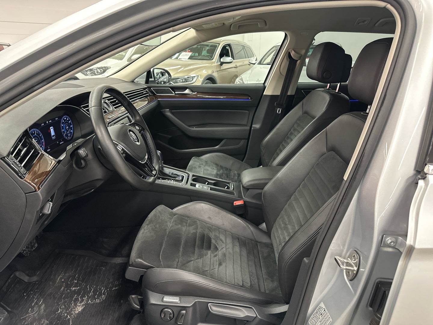 VOLKSWAGEN Passat 2016