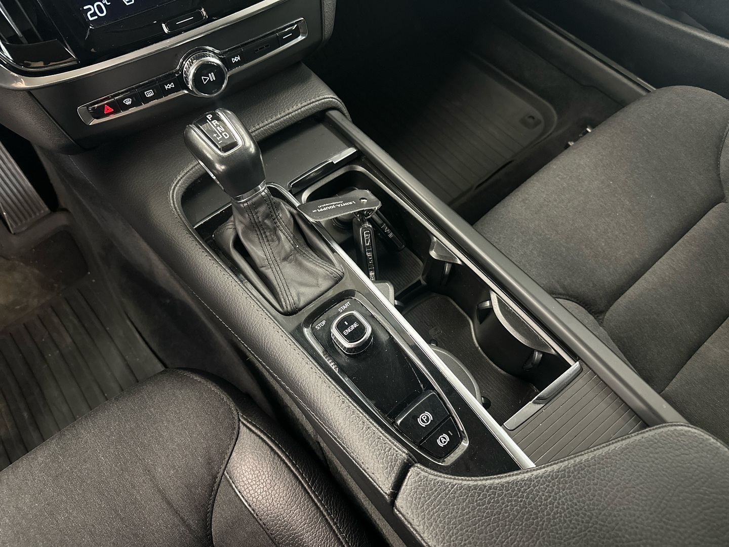 VOLVO V90 2016