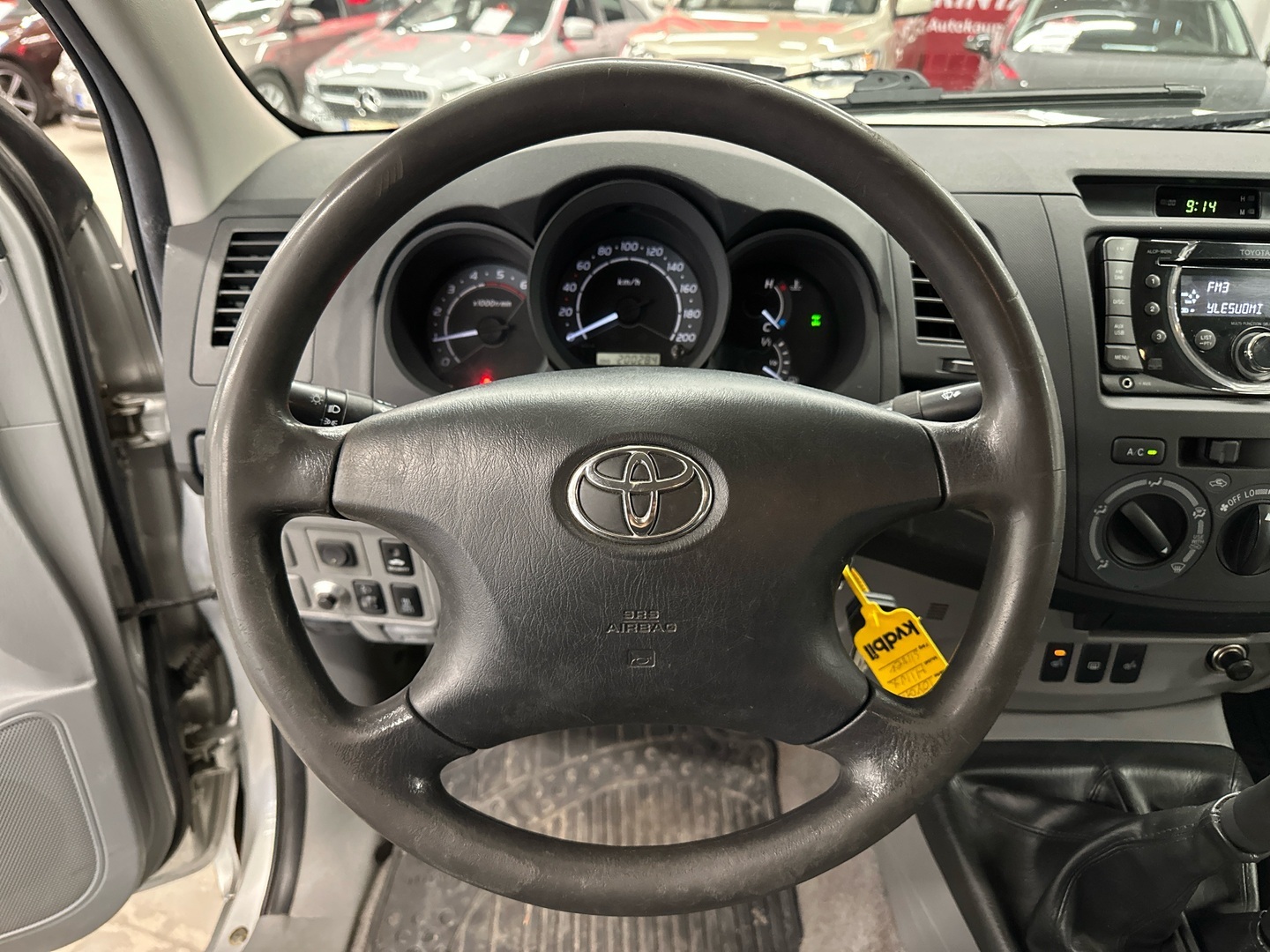 TOYOTA Hilux 2012