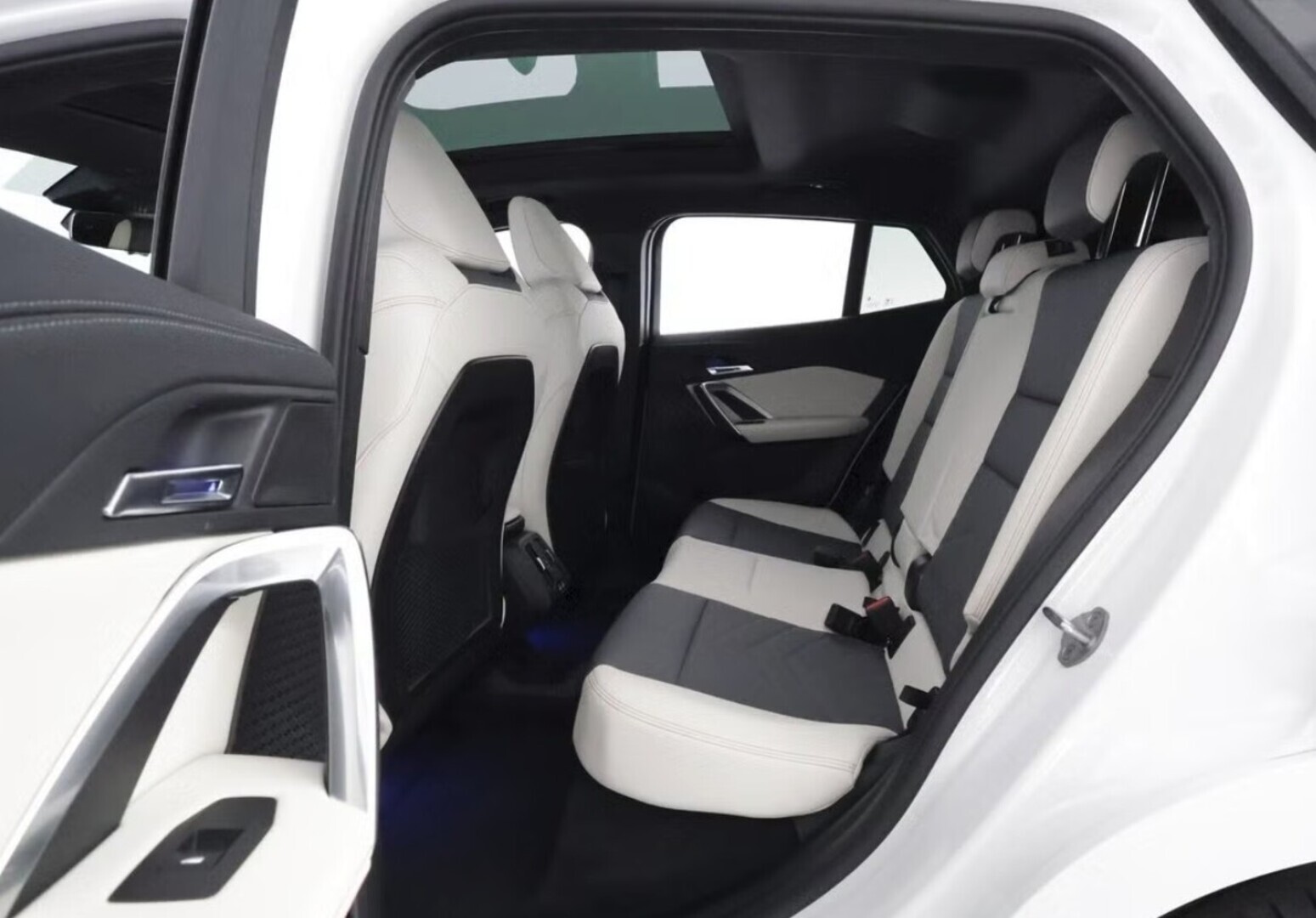 BMW iX2 2024