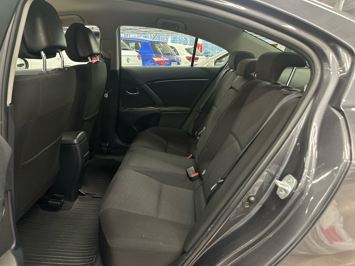 TOYOTA Avensis 2010