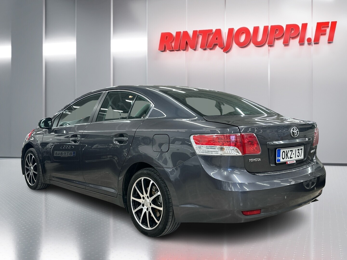 TOYOTA Avensis 2010