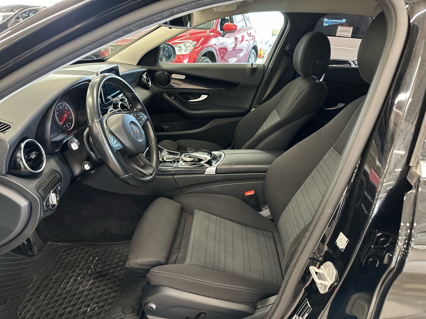 MERCEDES-BENZ C 2015