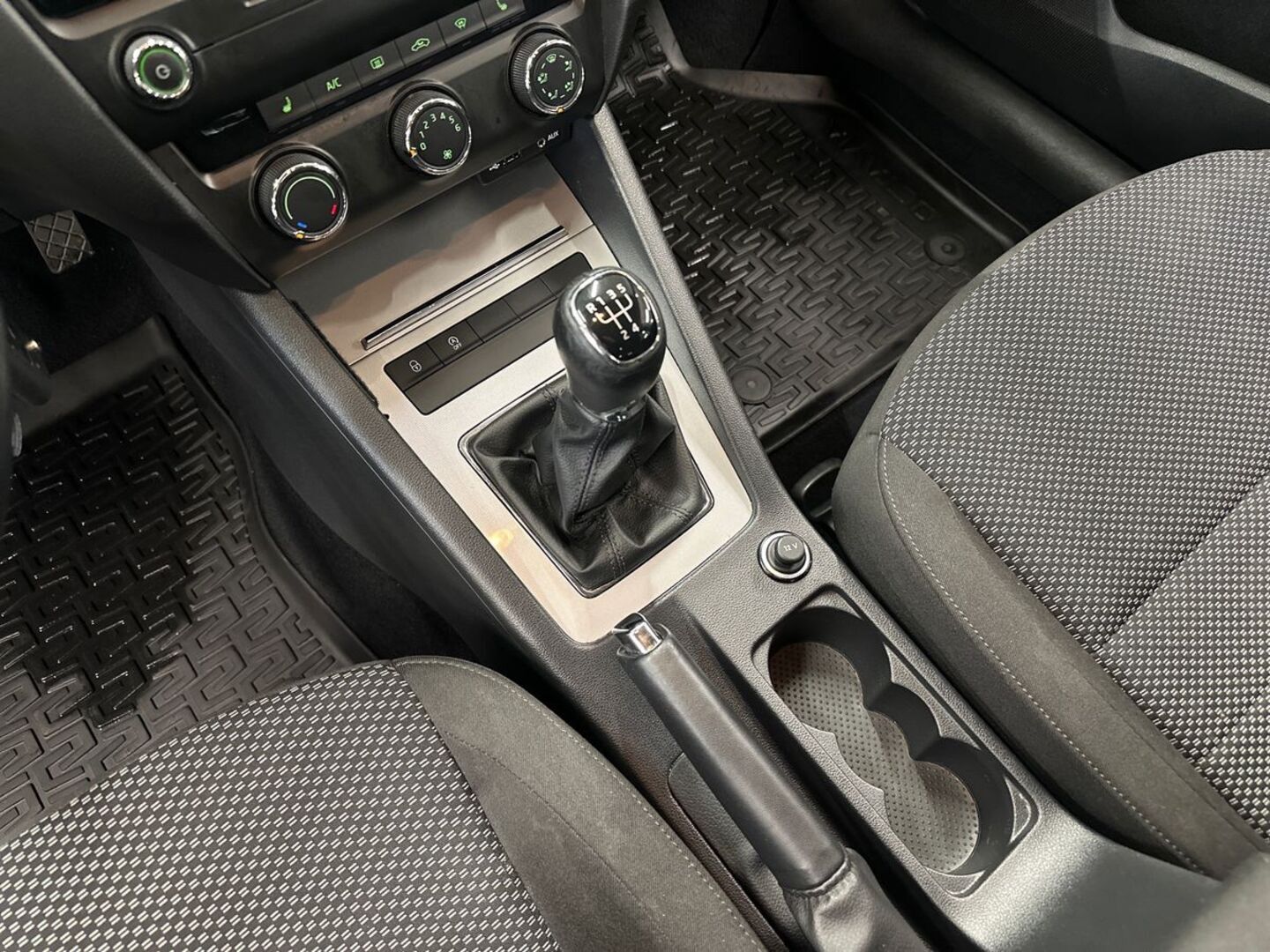 SKODA Octavia 11