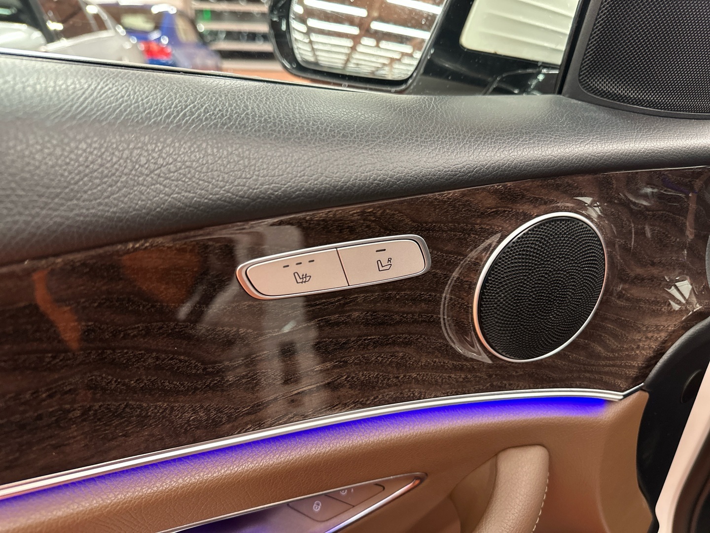 MERCEDES-BENZ E 2017