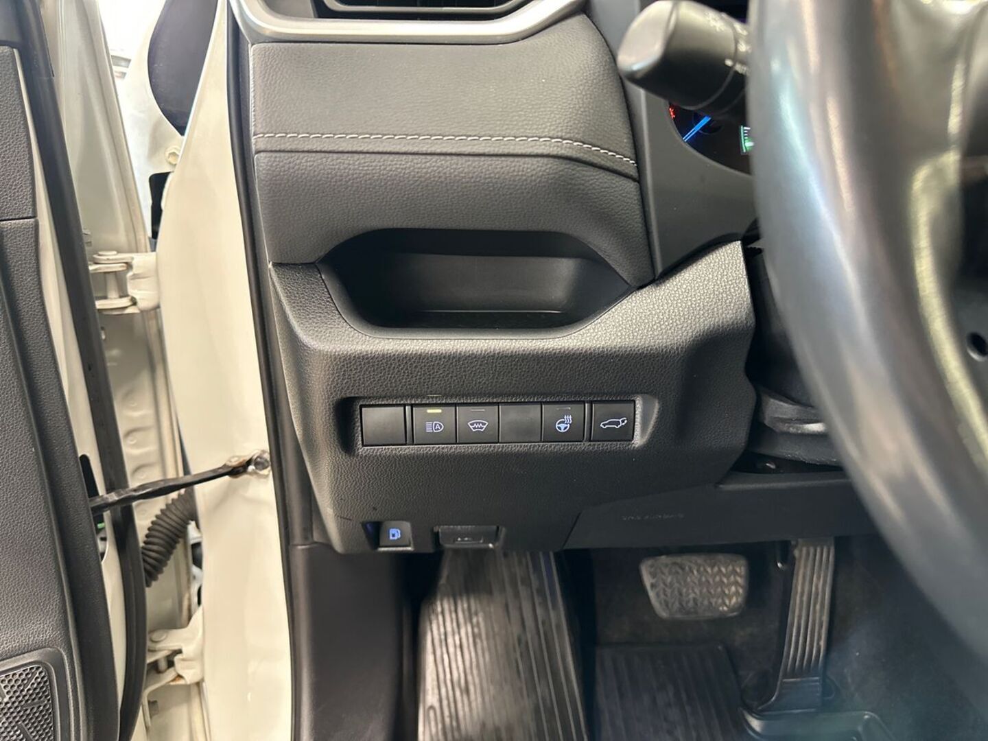 TOYOTA RAV4 2021