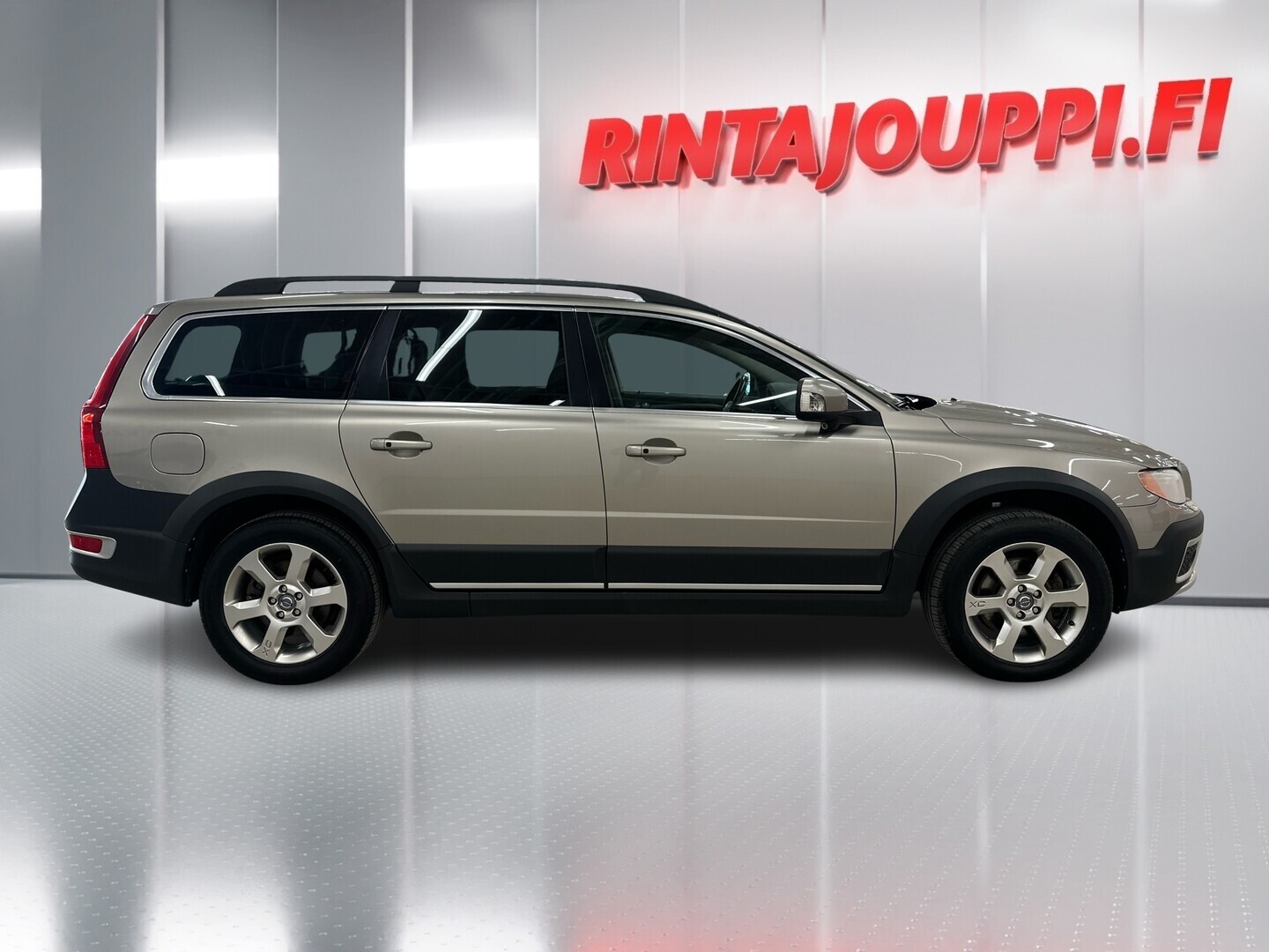 VOLVO XC70 2010