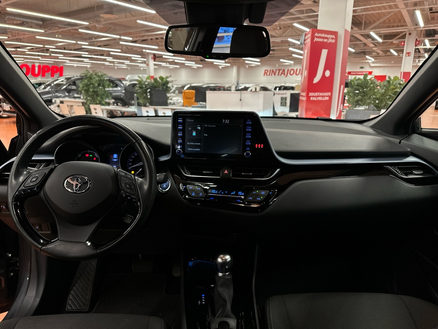 TOYOTA C-HR 2022