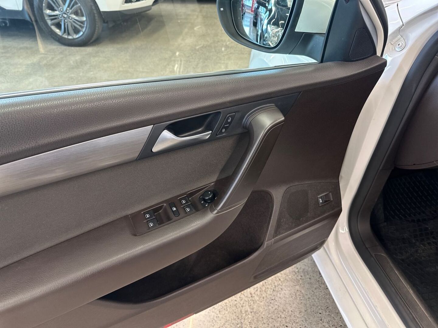 VOLKSWAGEN Passat 2013