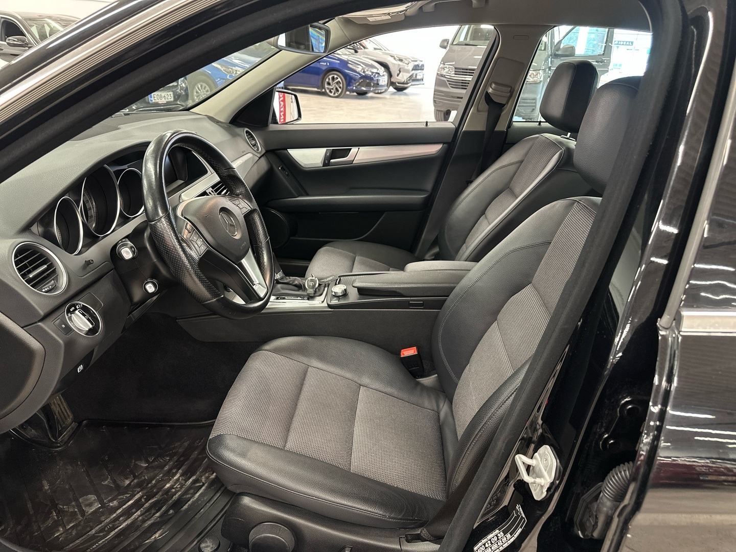 MERCEDES-BENZ C 2013