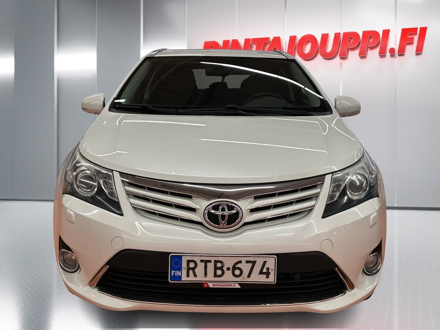 TOYOTA Avensis 2014