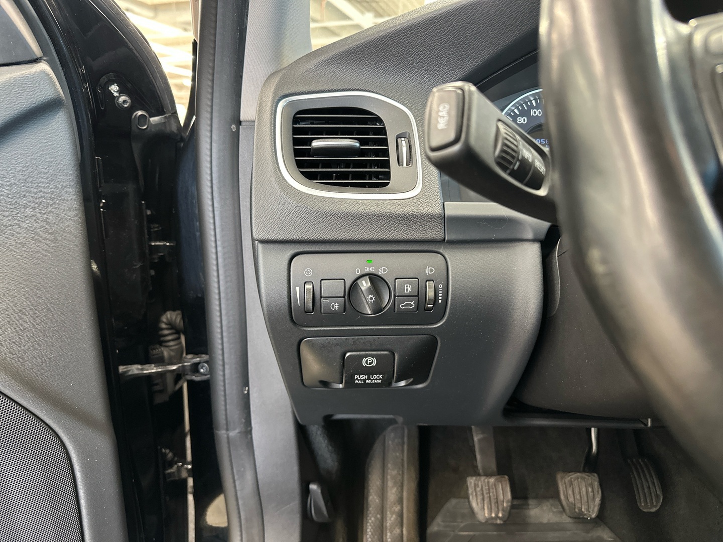 VOLVO S60 2011