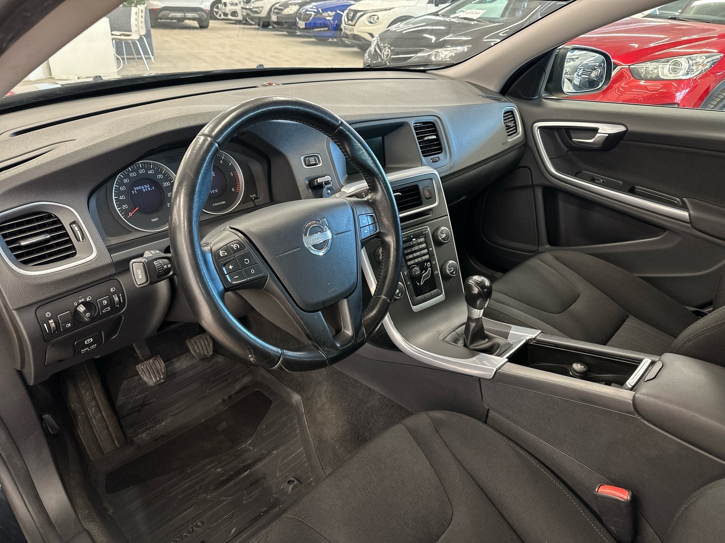 VOLVO S60 2011