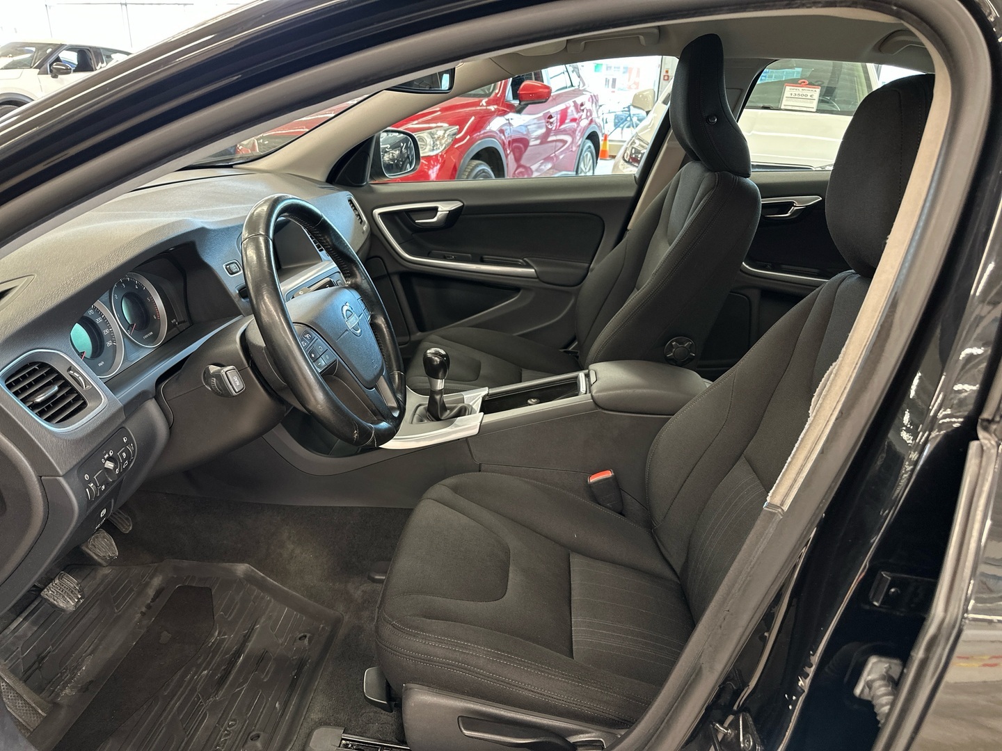 VOLVO S60 2011
