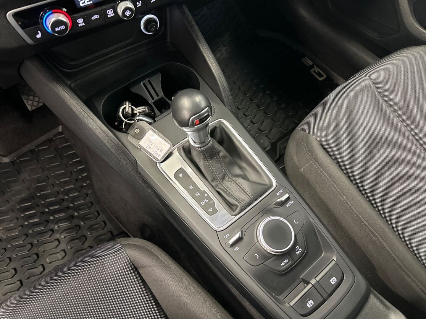 AUDI Q2 2018